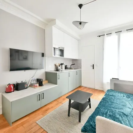 Apartament Cozy 1br By Eiffel Tower And Seine Comfort Charm